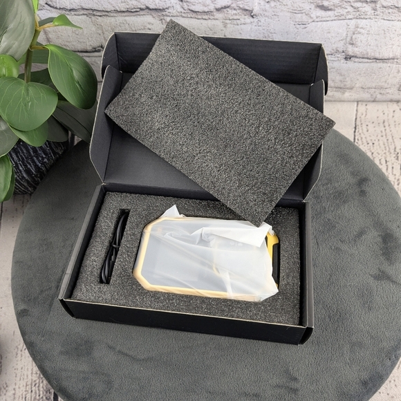 New Geiger Counter Radiation Detector - Picture 3 of 9